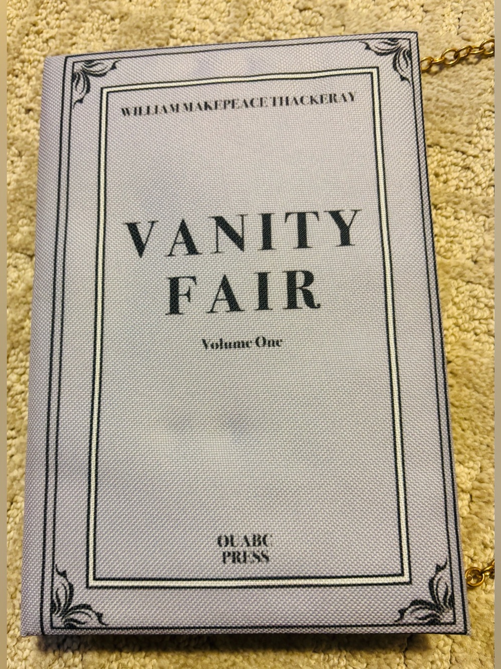 LET THEM EAT CAKE - VANITY FAIR BOOK PURSE - Picture 8 of 12